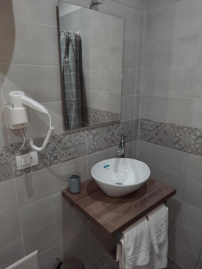 Hotel Casa Napul'è à Naples Extérieur photo